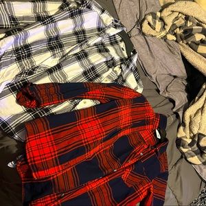 old navy and arizona flannel bundle <3